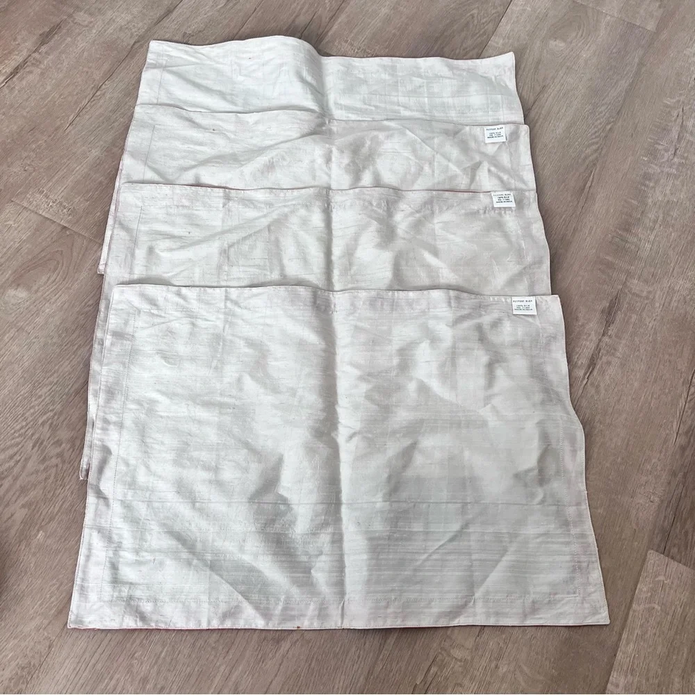 Pottery Barn 100% Silk 4 PCs Placemats & 6 PCs Napkins Orange White‎ - RARE MINT